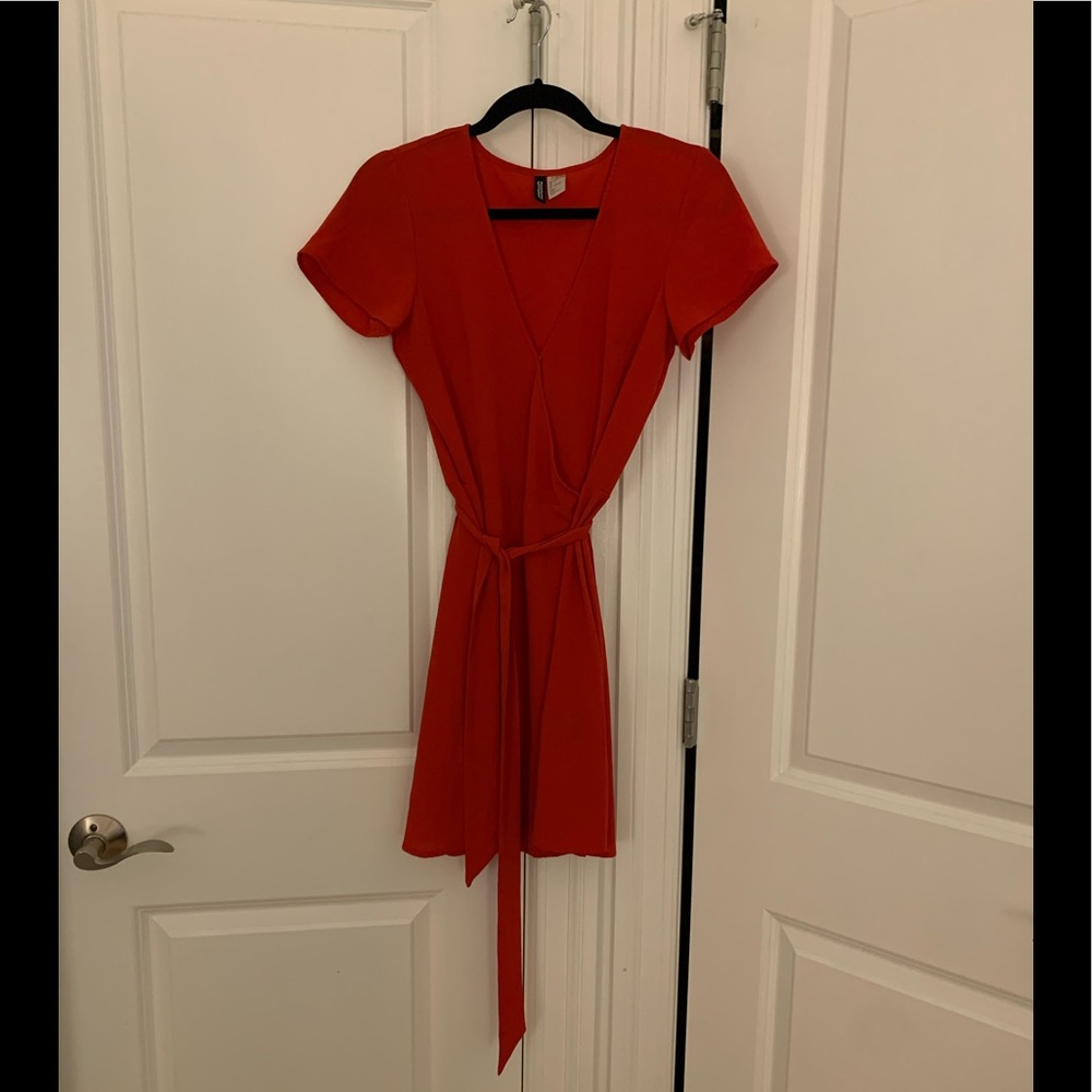 ❌SOLD❌H&M Red Wrap Dress